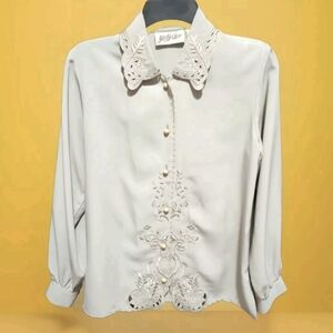 Yves St Clair 6 Shirt Top Blouse Tan/Light brown Embroidered Front Long Sleeve